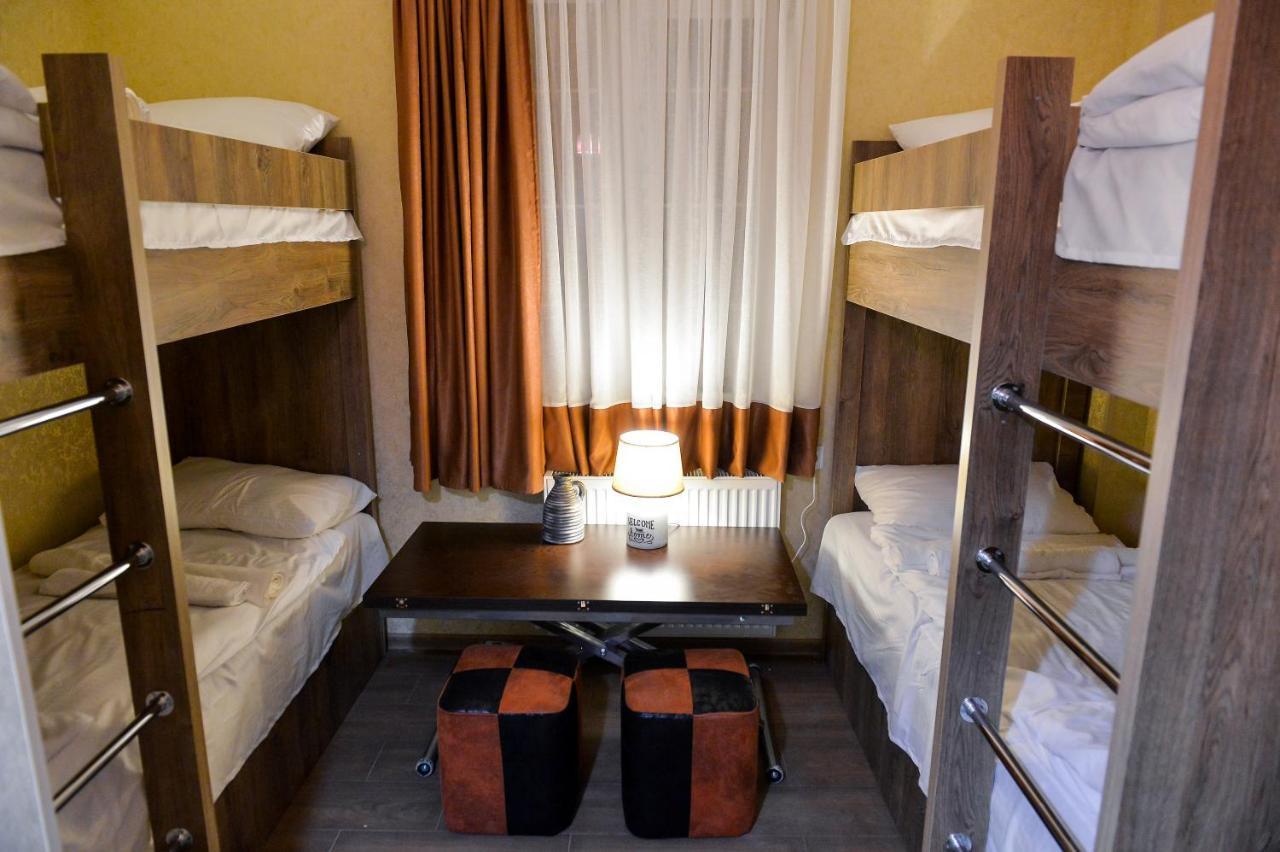 Hostel Look Кутаїсі Екстер'єр фото