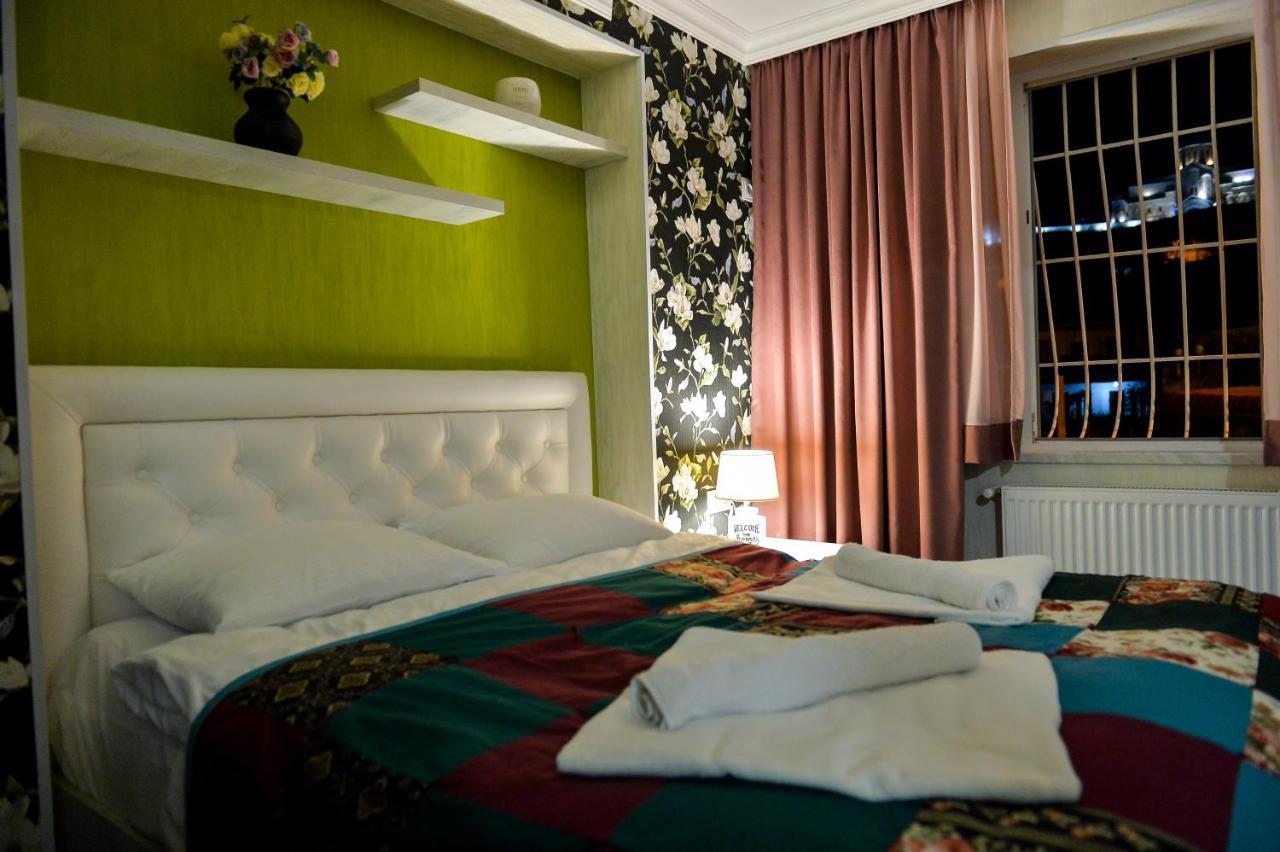 Hostel Look Кутаїсі Екстер'єр фото