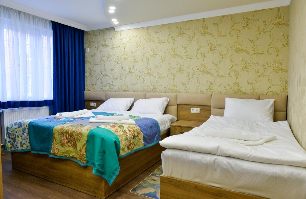 Hostel Look Кутаїсі Екстер'єр фото