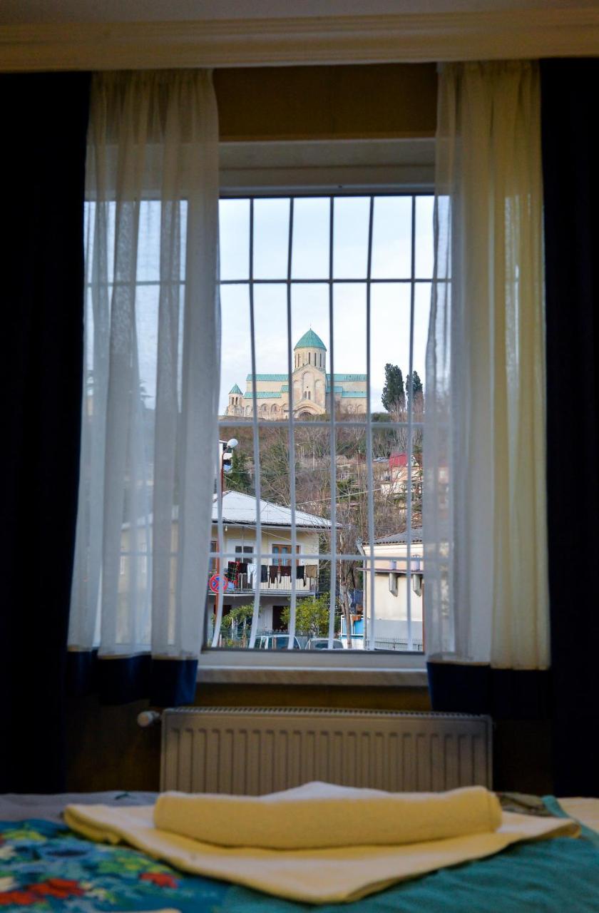 Hostel Look Кутаїсі Екстер'єр фото