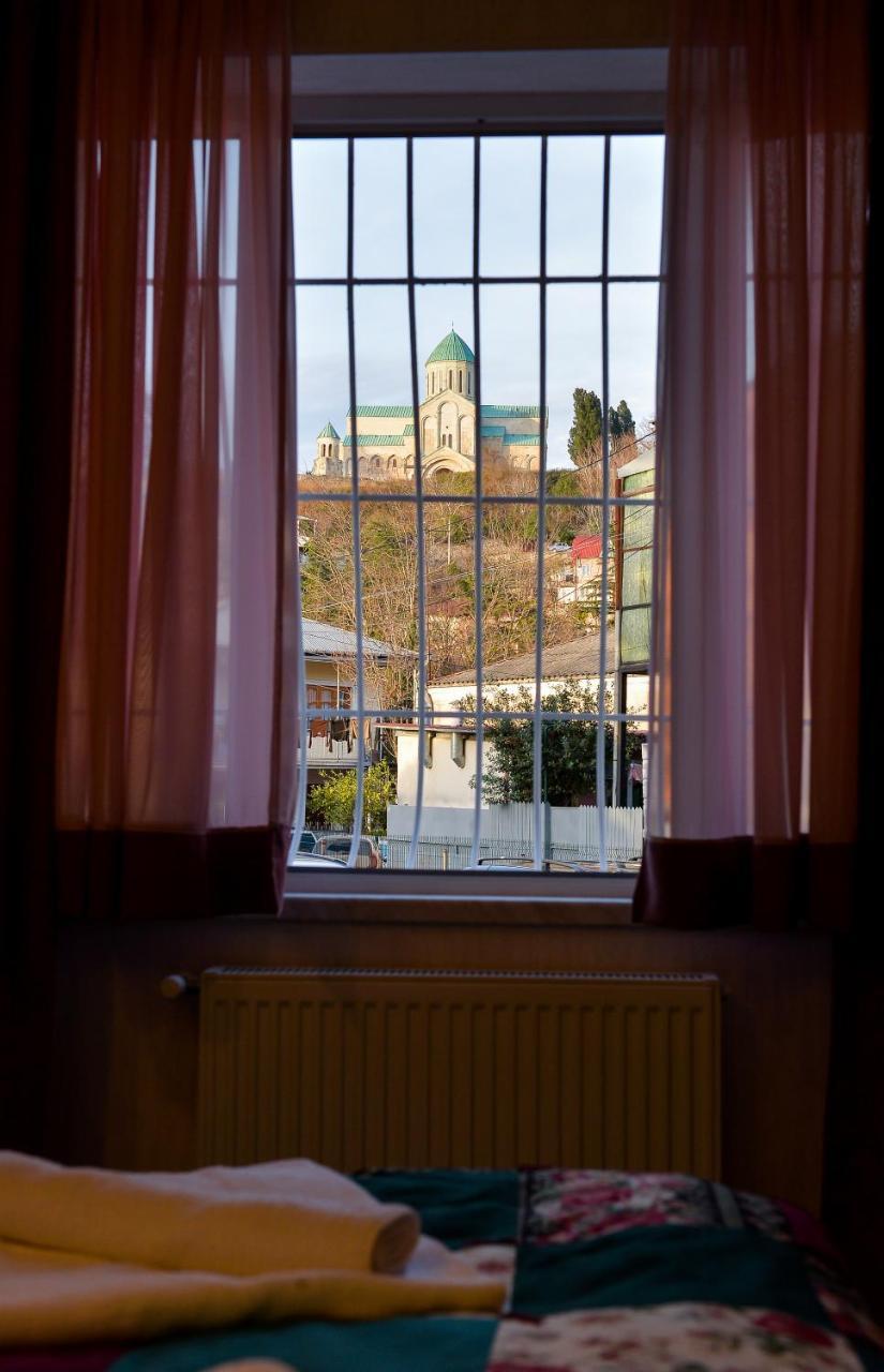 Hostel Look Кутаїсі Екстер'єр фото