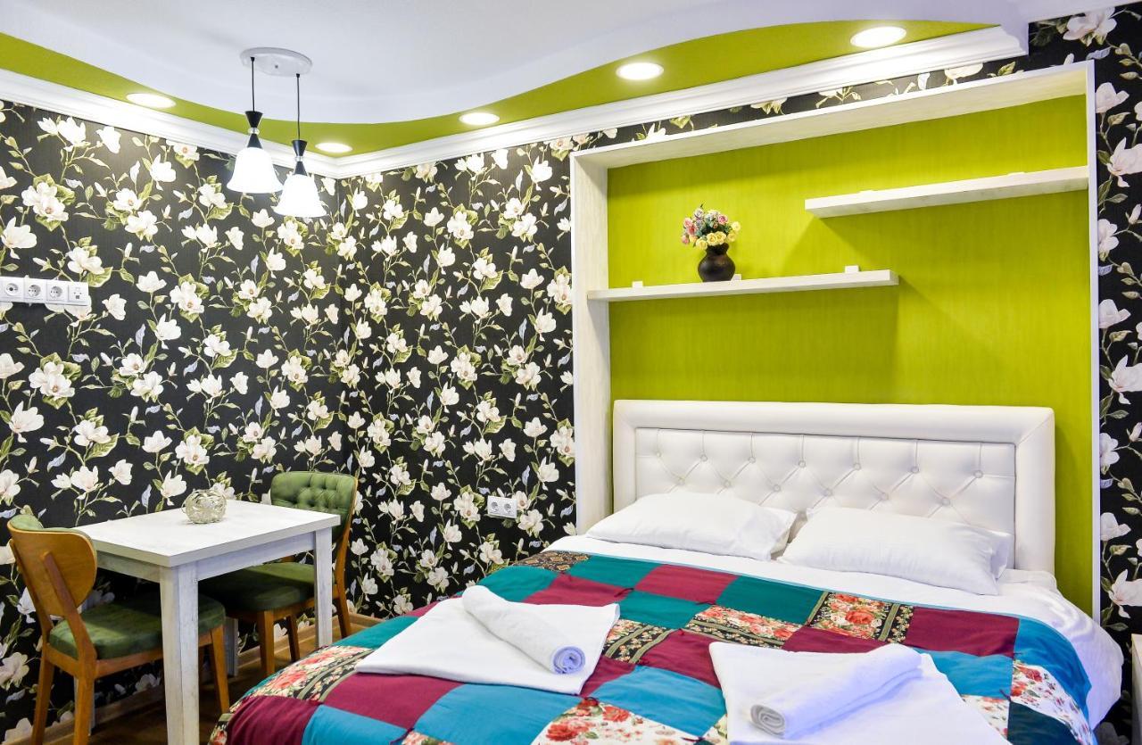 Hostel Look Кутаїсі Екстер'єр фото