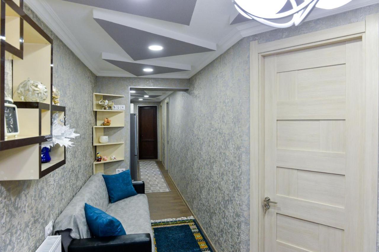 Hostel Look Кутаїсі Екстер'єр фото
